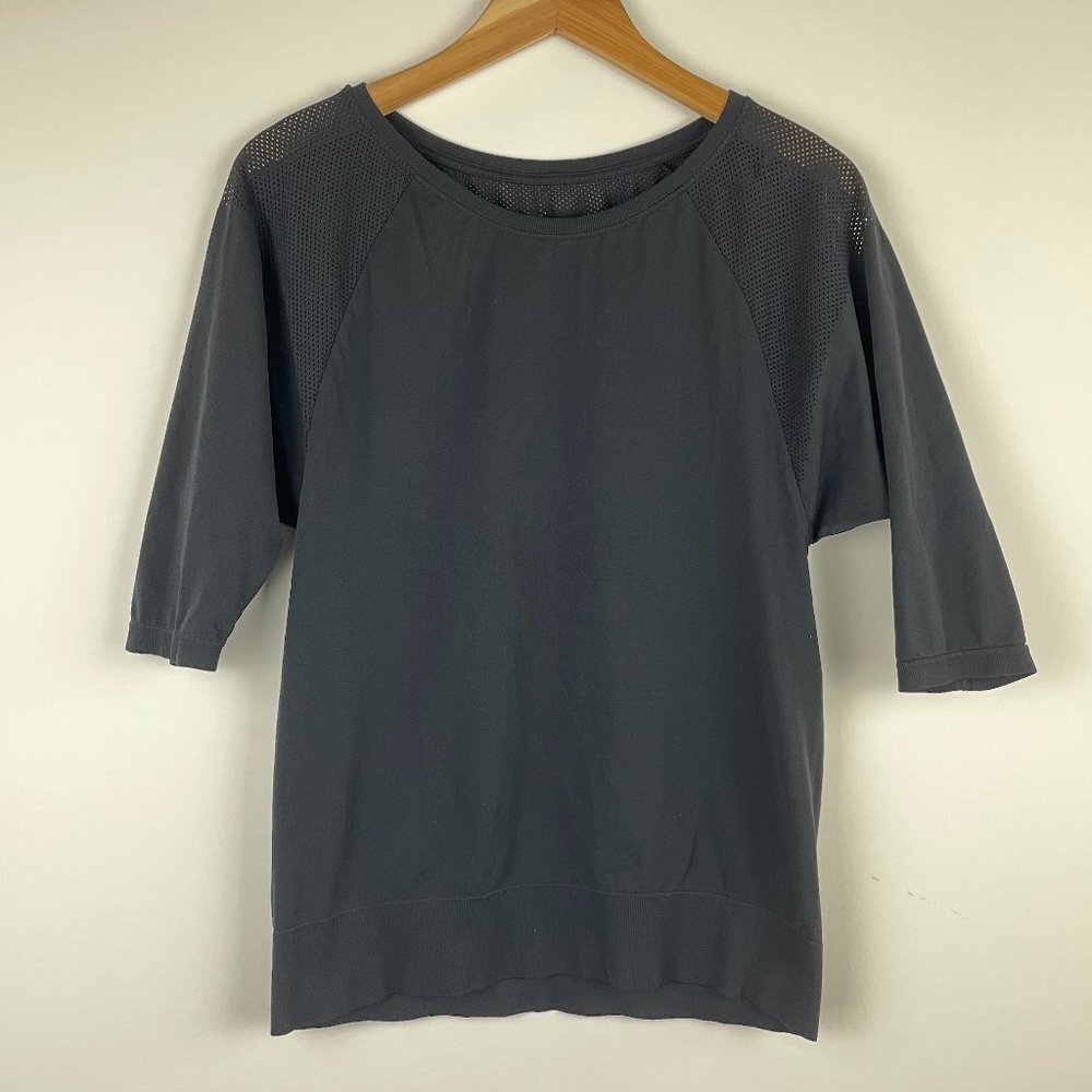 Sweaty Betty Black Crewneck Mesh Perforated Panel Sweater Sz S